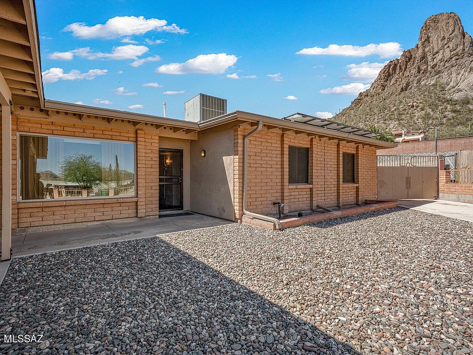 1st image of 3235 W Dakota Pl