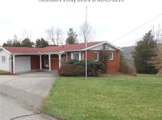300 Oakview Ter, Ripley, WV 25271
