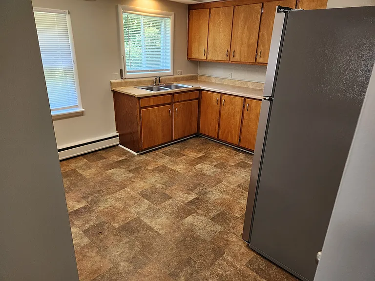 4327 Ridge Rd #6 — Photo 1