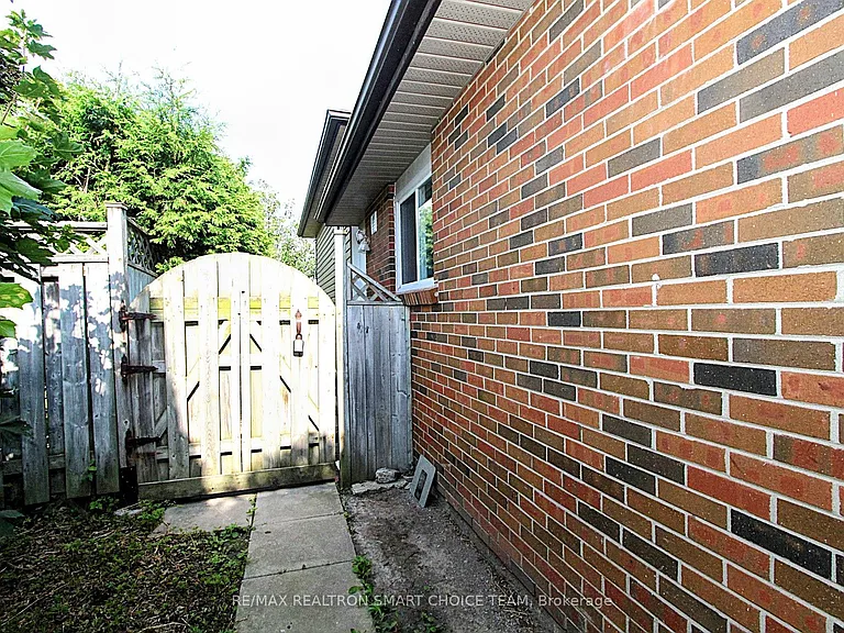 45 Bryant Rd #BASEMENT — Photo 21