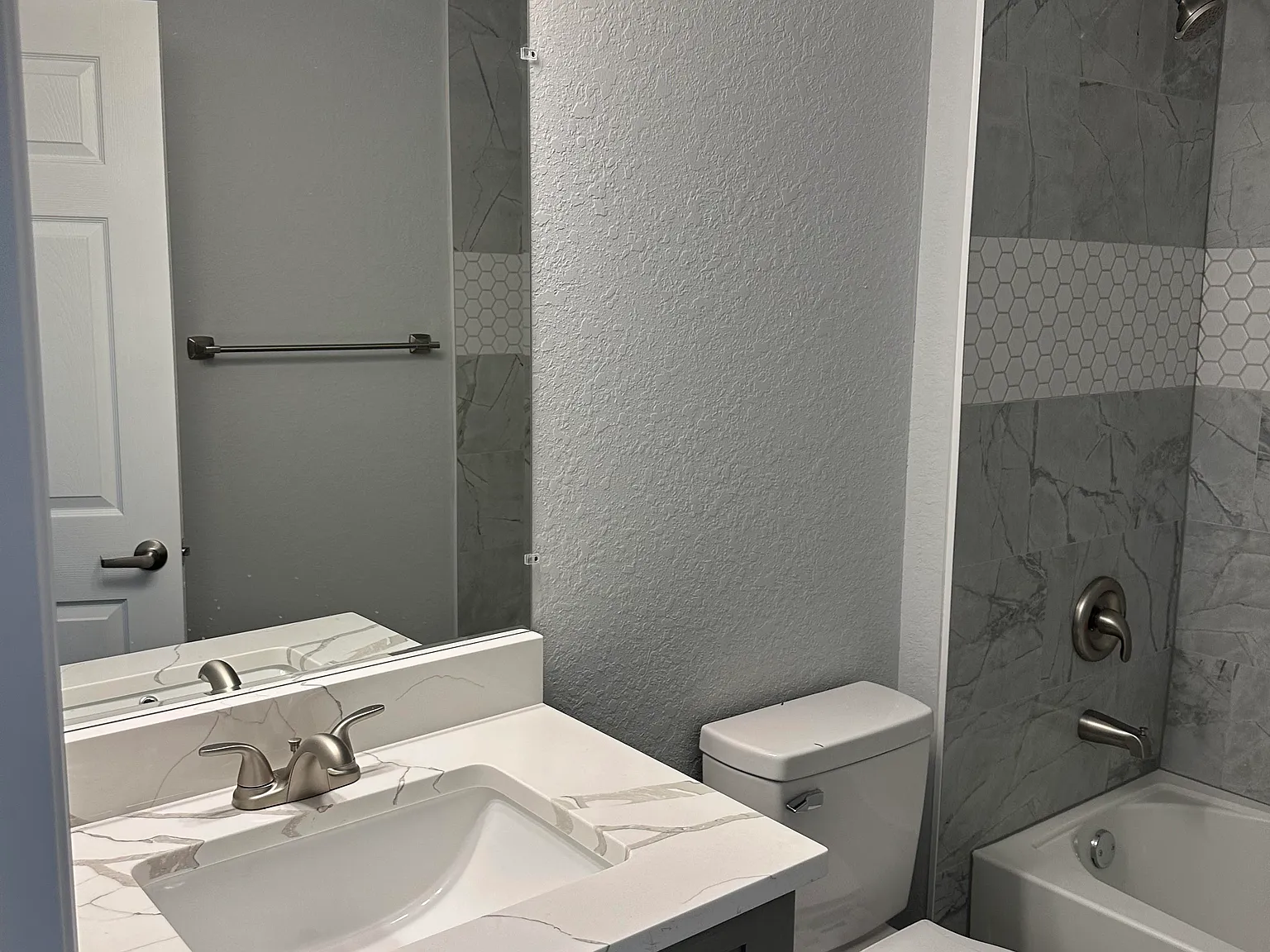 521 SW 8th Pl — Photo 3