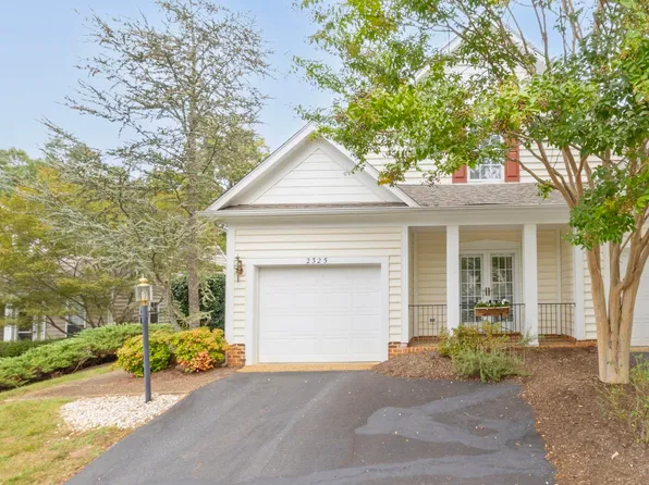 2325 Ravenswood Ct, Charlottesville, VA 22911