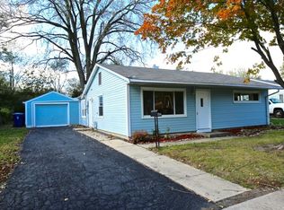 254 Dorsetshire Dr, Steger, IL 60475