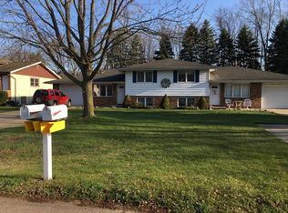 1599 Maiden Ln, Saint Joseph, MI 49085