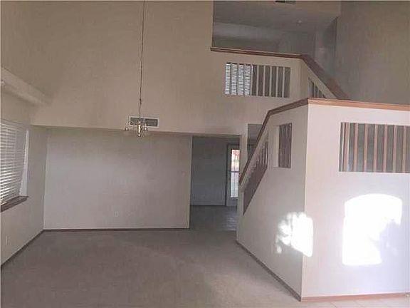 4th image of 10804 Desert Sands Pl