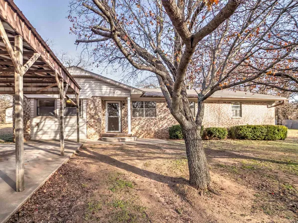 179706 Taylor Rd, Comanche, OK 73529