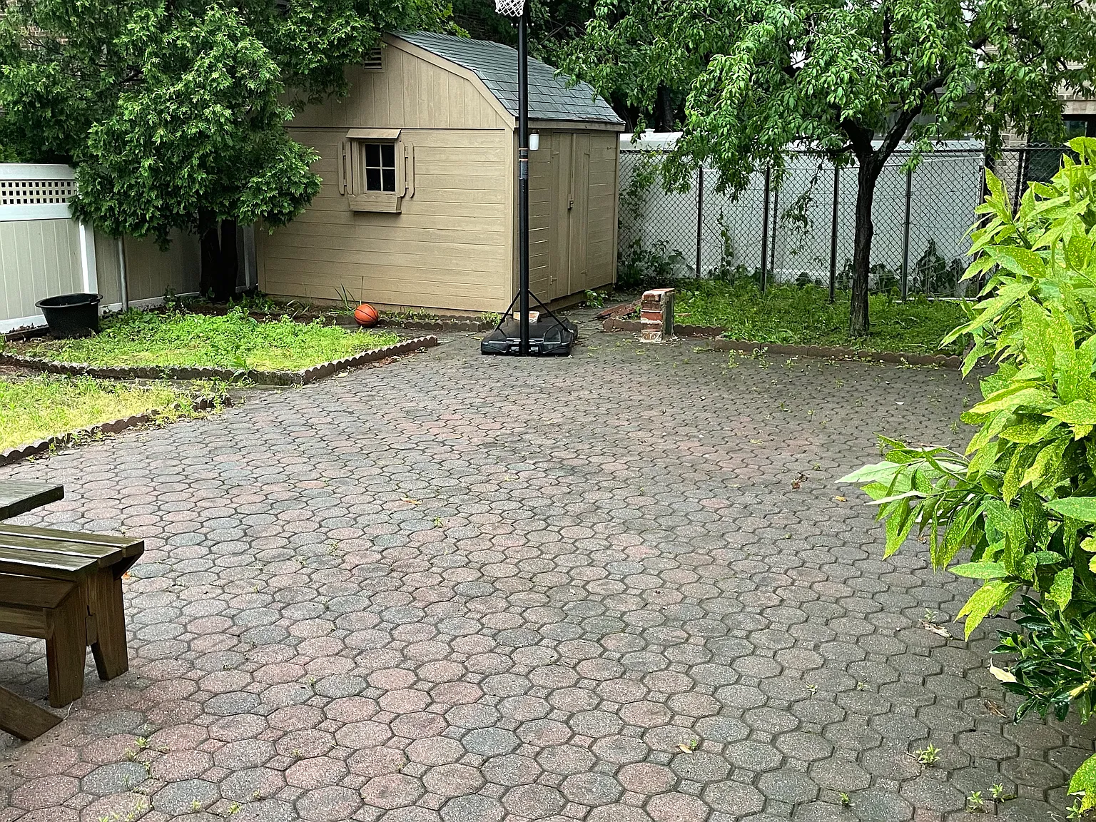3 bed, 1450 sqft, $3,600 — Photo 4