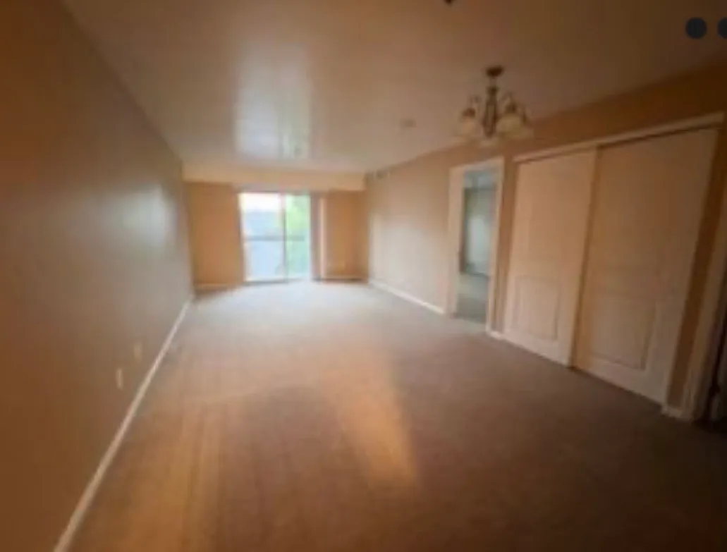 1 bed, 900 sqft, $1,175 — Photo 3