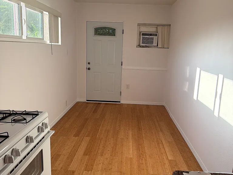 18715 Valerio St #ADU — Photo 8