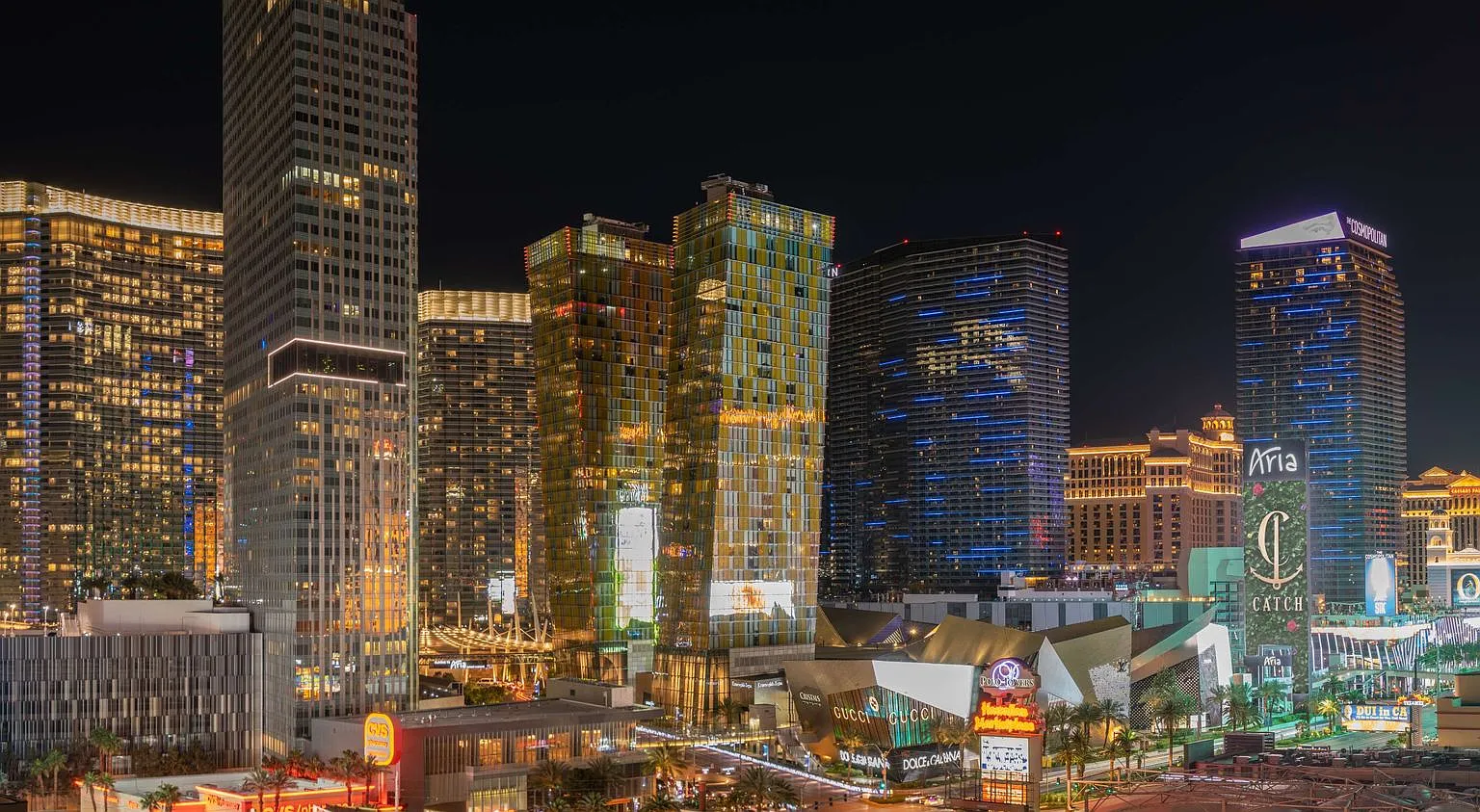 *Furnished* The Luxury Of Living In Veer Towers Las Vegas! 1-Bedroom Condo — Photo 2