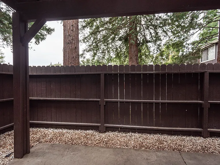 Fulton Woods — Photo 37