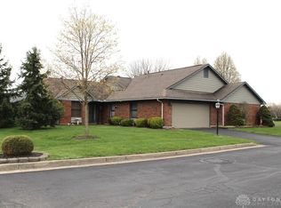 558 Dedham Pl APT B, Englewood, OH 45322