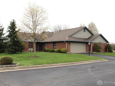 558 Dedham Pl APT B, Englewood, OH, 45322