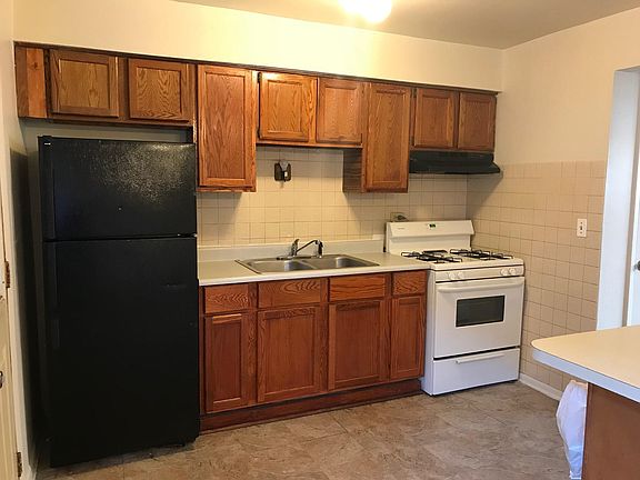 3rd image of 1001 W North Ave #D-1