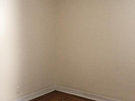 5th image of 114 Glenwood Ave APT 201