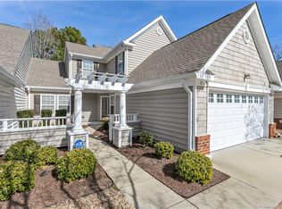 905 Overlook Ter, Carrollton, VA 23314