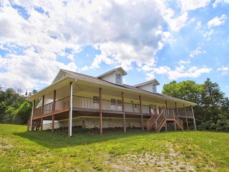 1st image of 120 Linden Ln