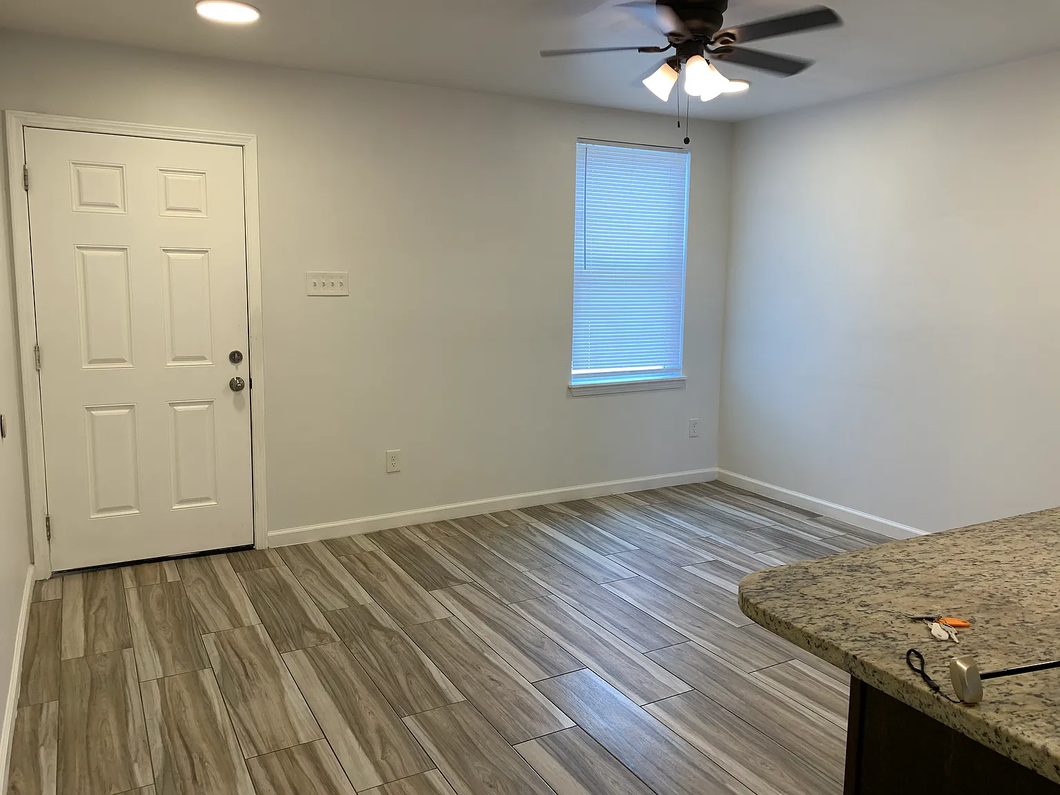 2 bed, $1,200 — Photo 2