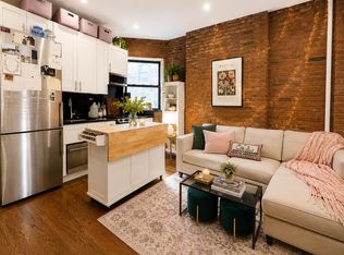 266 W 25th St APT 4R, New York, NY 10001