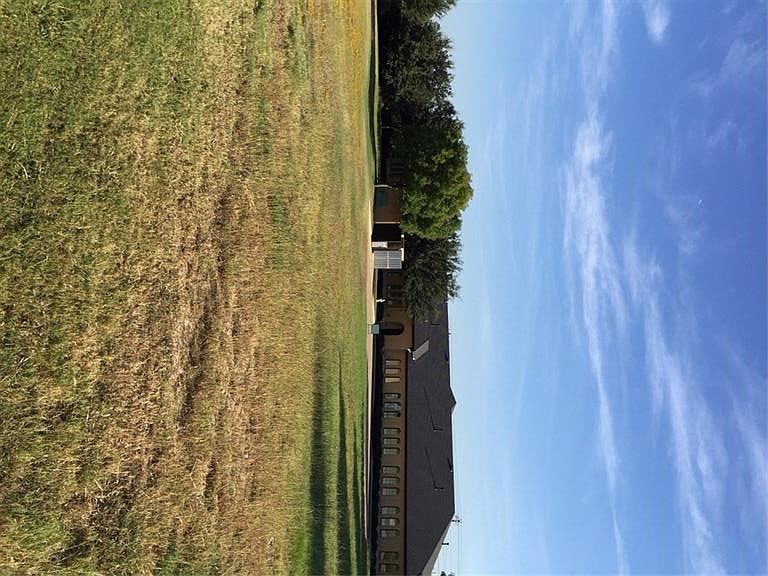 2nd image of 1727 Keller Pkwy