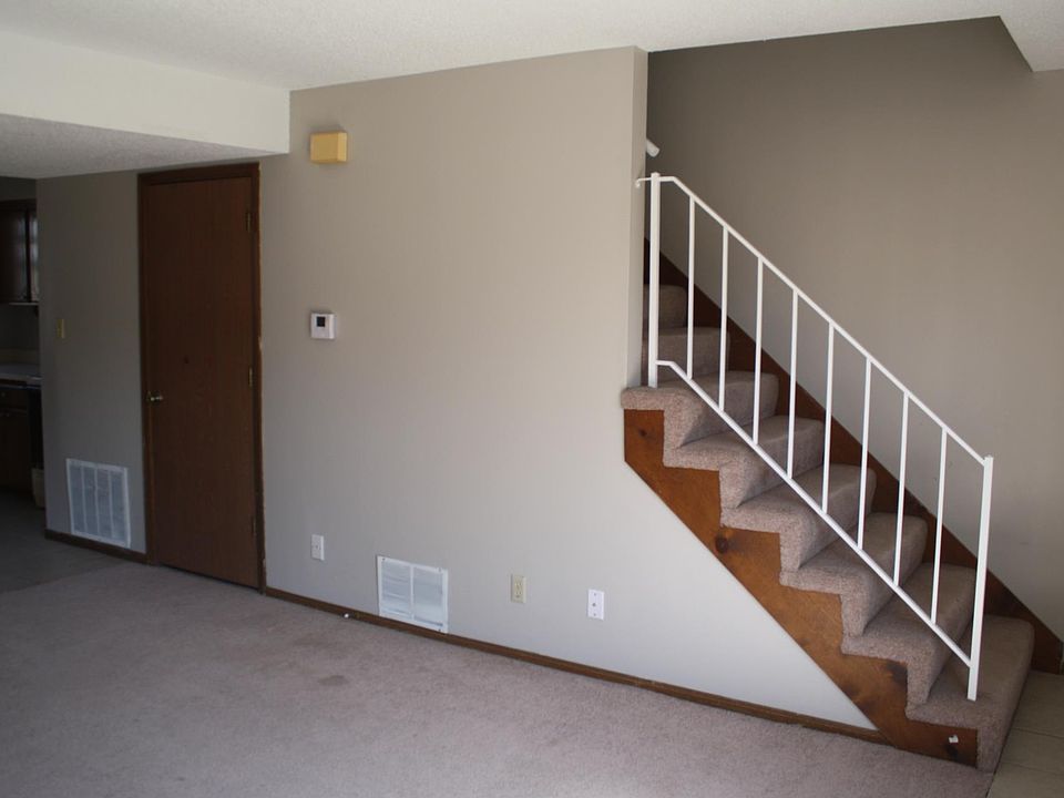 Building Photo 3