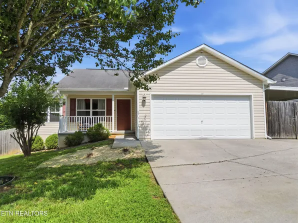 1245 Quiet Brook Ln, Knoxville, TN 37914