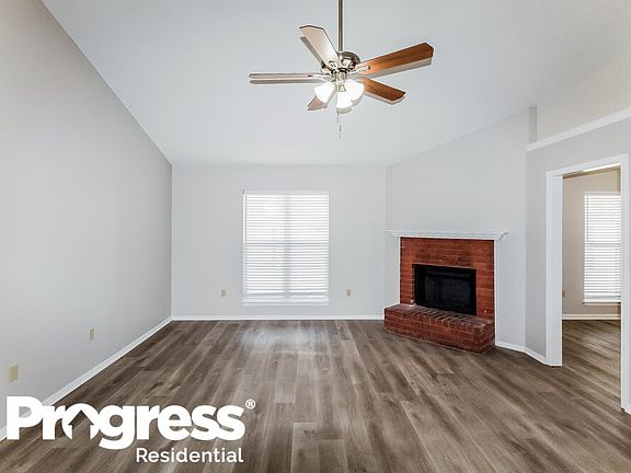 3rd image of 9190 Belmont Dr