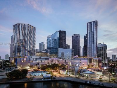 88 SW 7th St APT 2501, Miami, FL, 33130