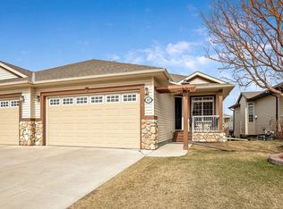 1907 Riverside Dr NW, High River, AB T1V0A6