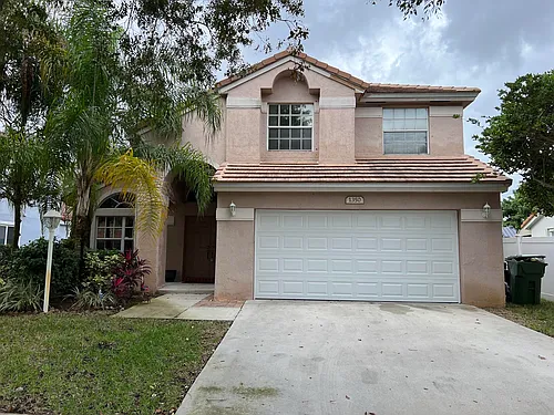 1350 NW 143rd Ave Photo 1