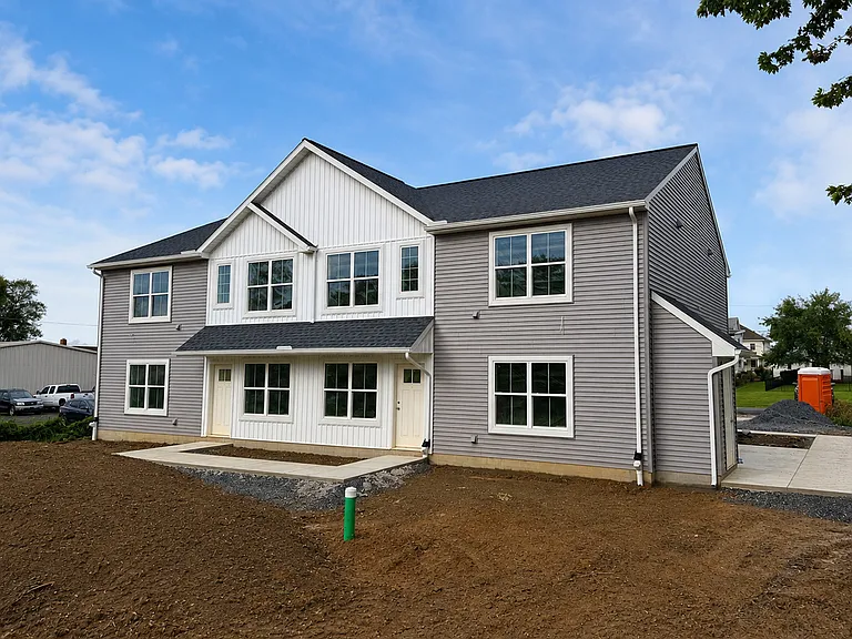 1365 W Main St #C — Photo 1