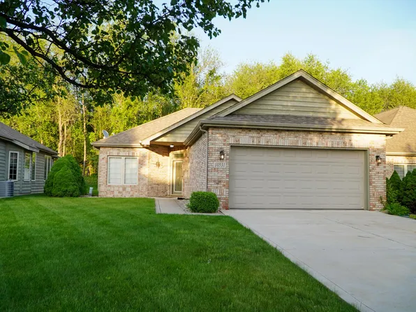 10531 Ontario Dr, Winfield, IN 46307