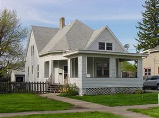 563 E 3rd St, El Paso, IL