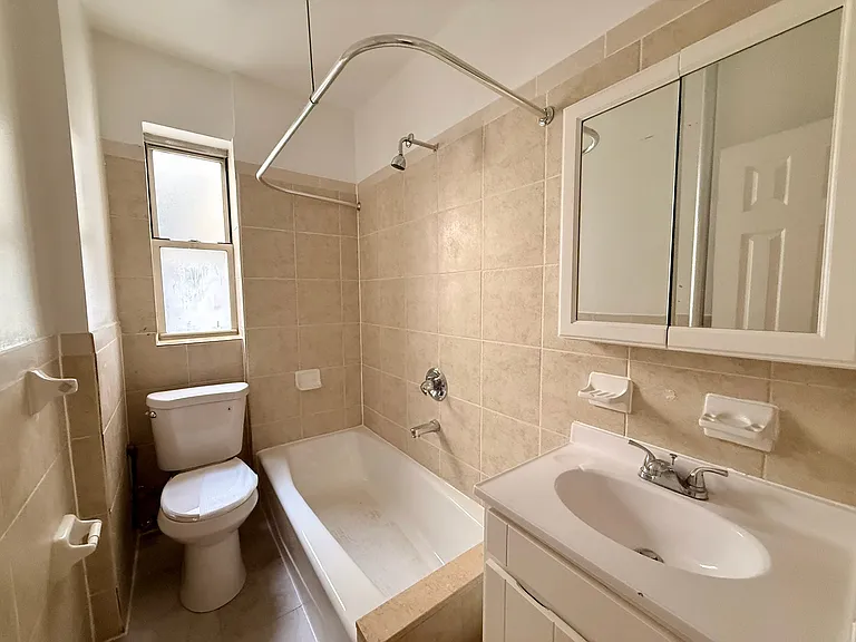 6309 Bay Pkwy #C4 — Photo 5