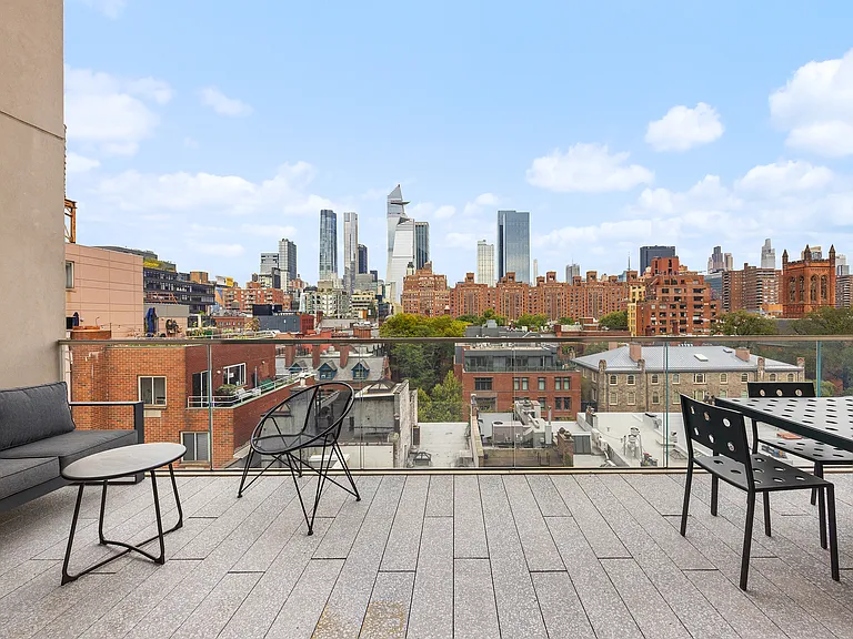 455 W 19th St #PHB — Photo 14