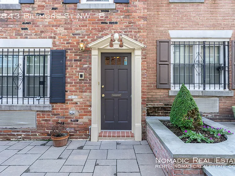 1843 Biltmore St NW #B — Photo 23