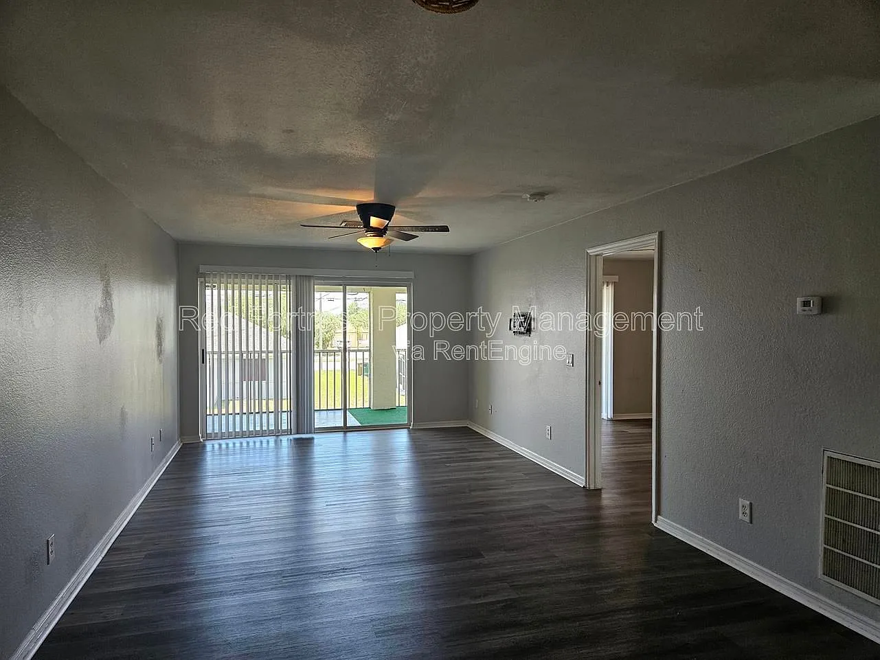 2 bed, 2.0 bath, 980 sqft, $1,199 — Photo 3