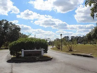8200 Fairways Cir #B102 — Photo 3