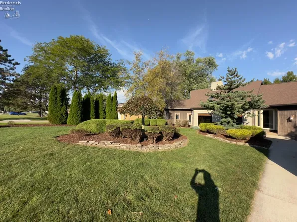 1415 E Strub Rd, Sandusky, OH 44870
