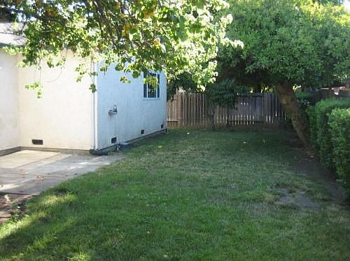 3rd image of 776 Sequoia Dr