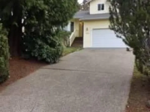 26210 Tuckerman Ave NE, Kingston, WA 98346
