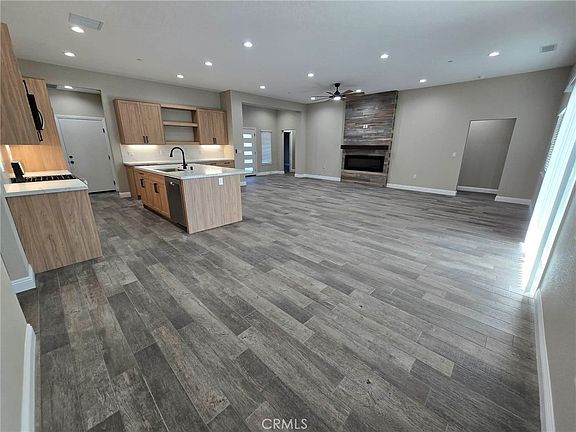 4th image of 20401 Tonawanda Rd