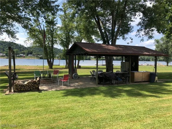 Lots 1 2 & 3 Friendly Landings, Friendly, WV 26146