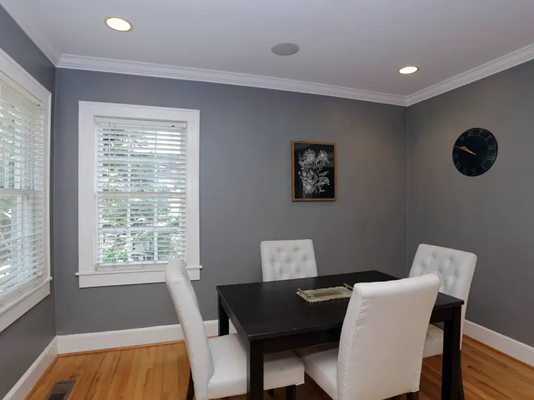 1190 Atlantic Dr NW — Photo 3