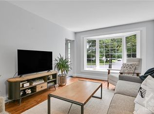 631 Shelley Ave, Ottawa, ON K1G0N5