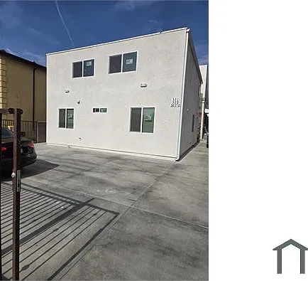 3 bed, 900 sqft, $2,650 — Photo 3