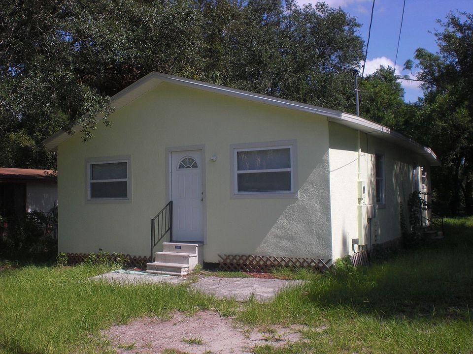 1st image of 3212 E Shadowlawn Ave