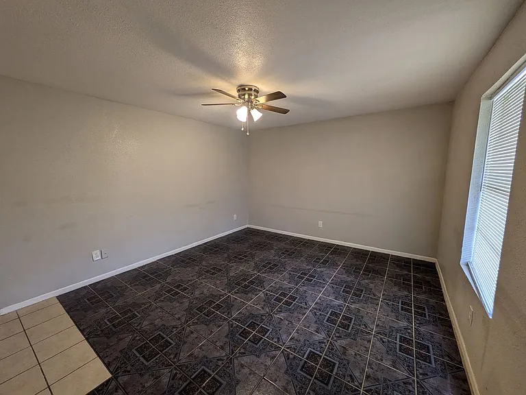 Sullivan Apartment Homes — Photo 21