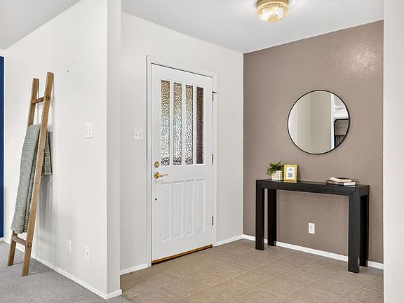 3rd image of 700 Rogart Dr
