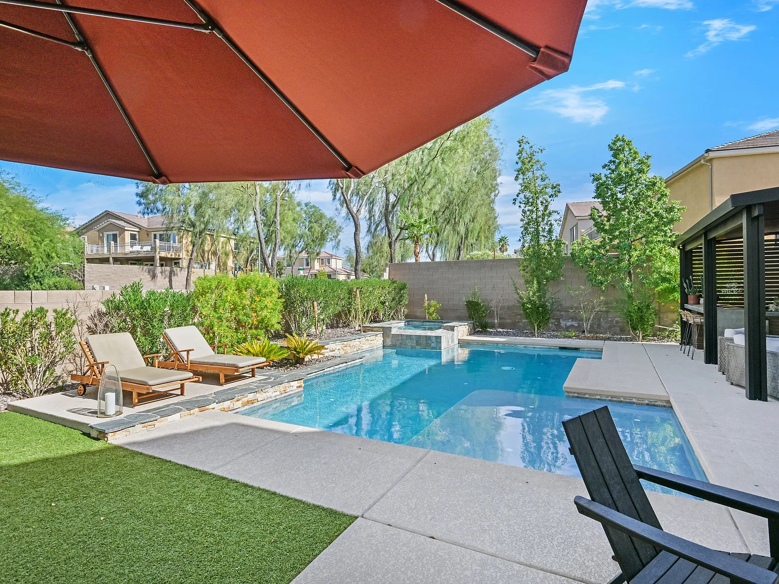 4 bed, 2.5 bath, 2704 sqft, $4,500 — Photo 3